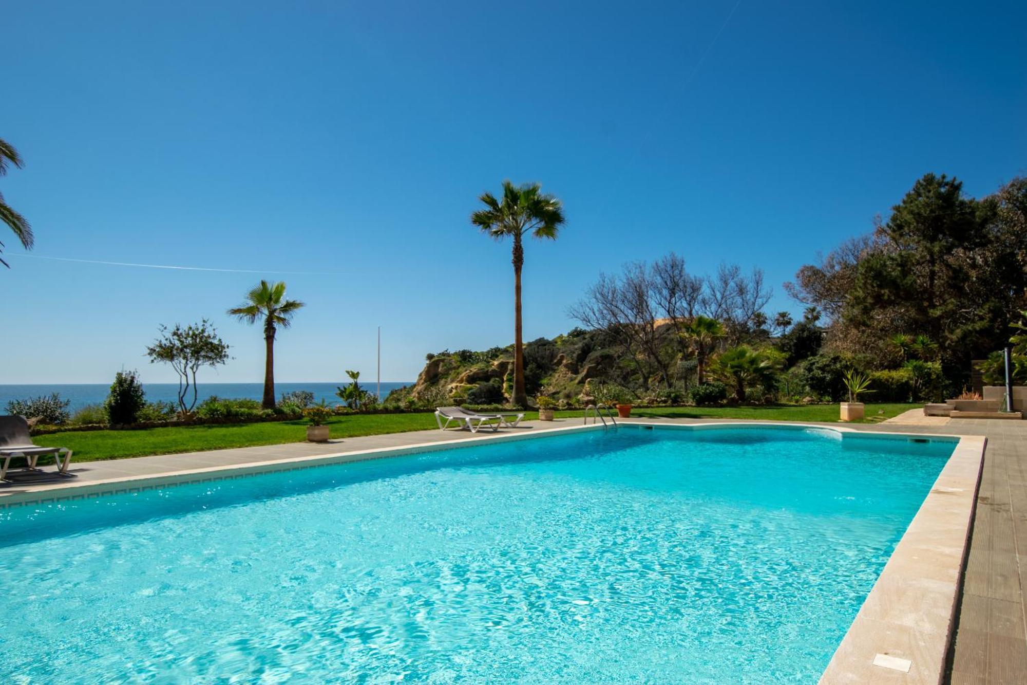 Beguest Aveiros Beach View Apartment Албуфейра Екстериор снимка